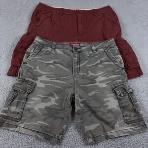 LOT OF 2 UNIONBAY Shorts Mens 40 Cargo Camo 11" Baggy Hiking Outdoor Casual Y2K